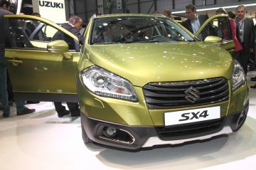 Suzuki îşi reduce temporar producţia în Ungaria